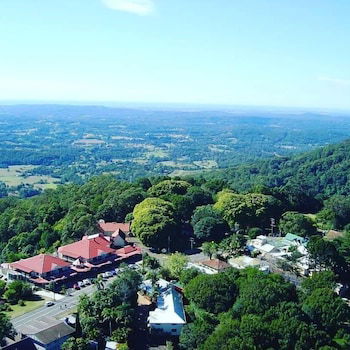 Mayfield On Montville - Tourism Bookings 1