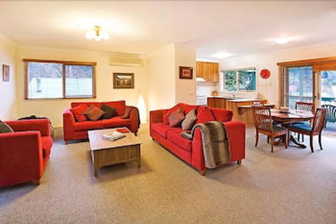 Annie's Escape In Warburton - Events Australia 3