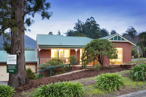 Annie's Escape In Warburton - Events Australia 0