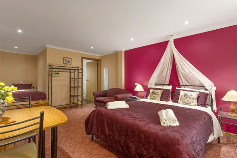 North East Rest Awhile Bed & Breakfast - Tourism Bookings 3