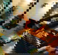 Cambridge Cottages Bed  Breakfast - Events Australia