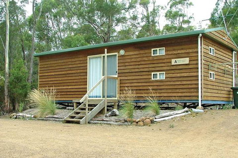 Hobart Bush Cabins - Events Australia 3