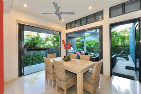 Esplanade Villa - Events Australia 2