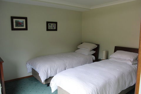 Eagles Roost Farmstay B & B - Events Australia 3