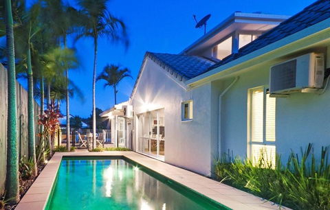 103 Noosa Parade - Events Australia 7