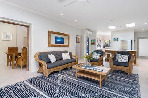 24 Cooran Court - Events Australia 4