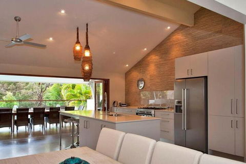 45 Park Edge Road - Events Australia 5