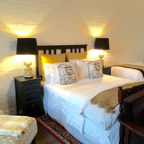 Chiltern Cottage & Indigo Suite - Accommodation Europe 7