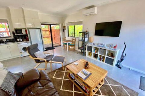 Jacaranda Wey B & B - Events Australia 5