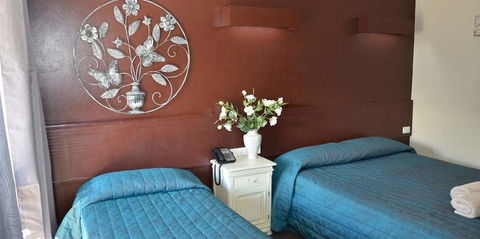 Warwick Motor Inn - Events Australia 0