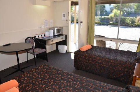 Warwick Motor Inn - Events Australia 1