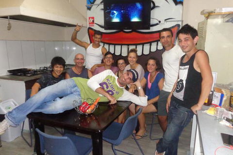 Adelaide Backpackers Travellers Inn - Tourism Bookings 4