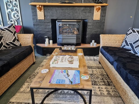 Tumbarumba Motel & Elms Restaurant - Tourism Bookings 2
