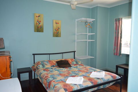 Buzers - Accommodation Europe 7