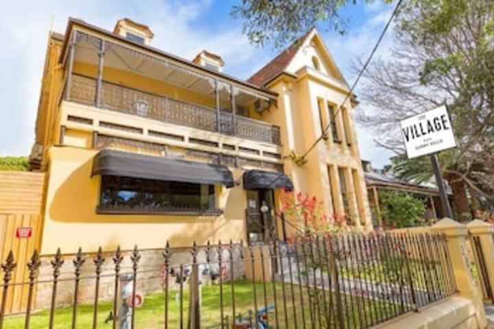 Surry Hills NSW Tourism Bookings