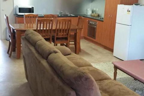 Augathella Palms Motel - Tourism Bookings 4