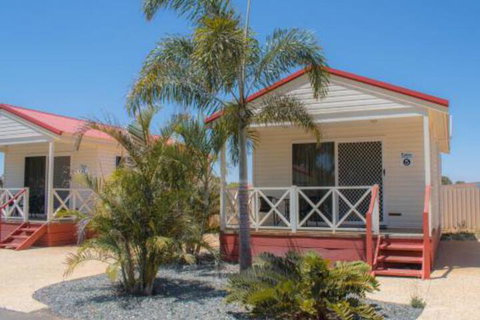 Outback Oasis Caravan Park - Events Australia 4