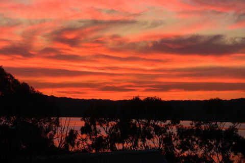 A Lakehouse Escape - Events Australia 5