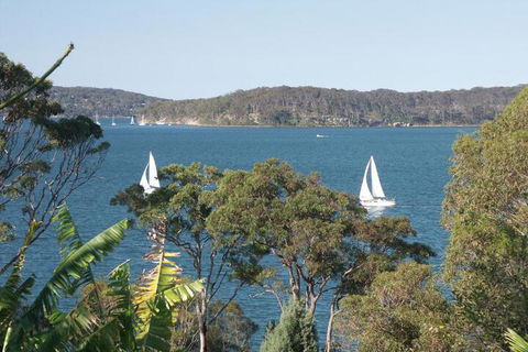 A Lakehouse Escape - Events Australia 6