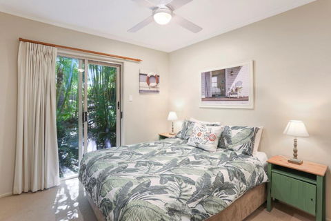 Palm Trees Noosa - Events Australia 7