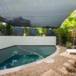 Palm Trees Noosa - Events Australia 1