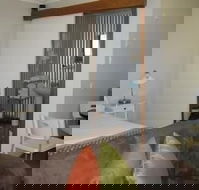 Stone Hut Cottage - Tourism Bookings