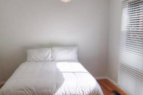 Beach Haven Poolside - Events Australia 3