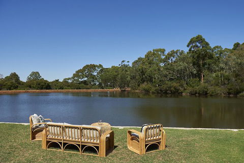 Eight Willows Retreat - Tourism Bookings 3