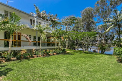 A PERFECT STAY - Sweethaven - Events Australia 0