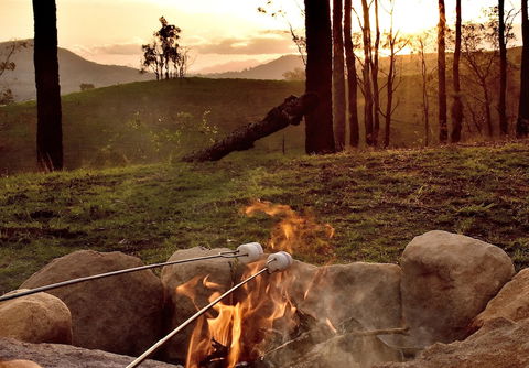 Ketchup's Bank Glamping - Events Australia 4