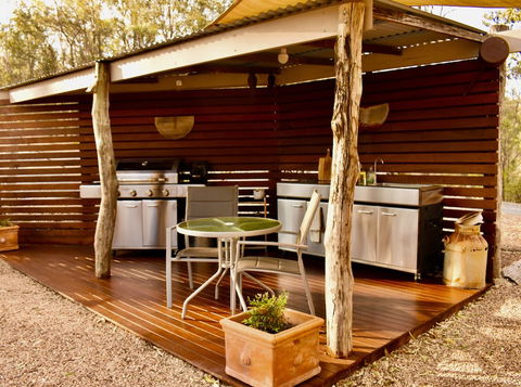 Ketchup's Bank Glamping - Events Australia 6