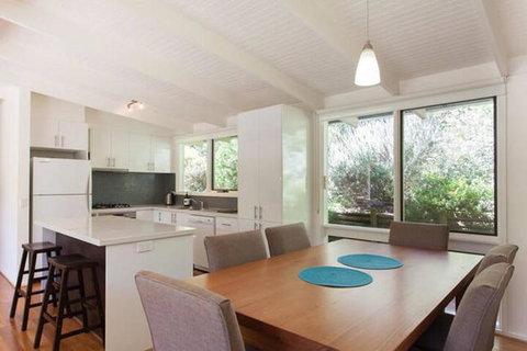 Maryrose Beautiful Close Walk To The Beach - Events Australia 0