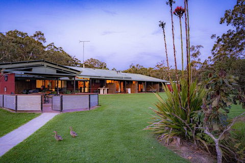 Waterfall Springs Retreat And Wildlife Sanctuary - Events Australia 4