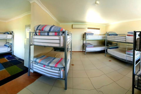 Jump Inn Alice Budget Accommodation - Events Australia 7