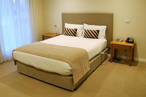 Allansford Hotel Motel - Events Australia 4