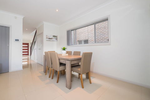 Auspan Guest House - Events Australia 4