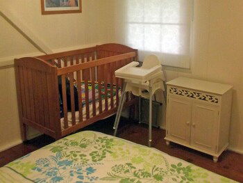 Montville Holiday House - Accommodation Europe 3