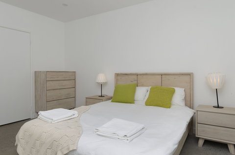 Sunset Place Apartments - Events Australia 6