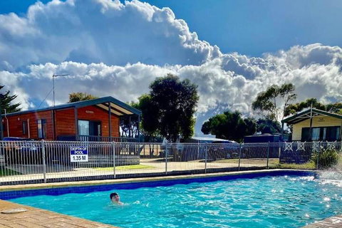 Geelong Surfcoast Hwy Holiday Park - Events Australia 4