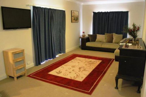 Lake Tyrrell Accommodation - Events Australia 3