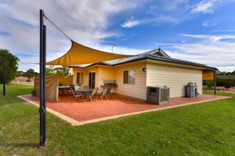 Lake Tyrrell Accommodation - Events Australia 2
