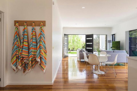 Pearl Hawley Beach - Events Australia 2