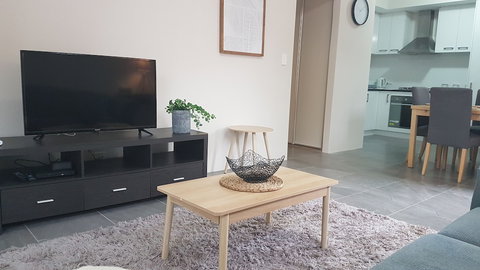 Luxuary Apartment Near Airport - Events Australia 0