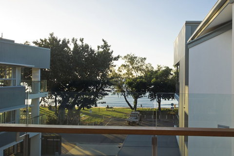 Maggies Beachfront Apt. 13 - Events Australia 0