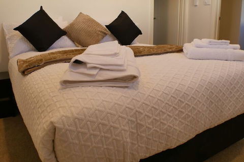 Maison Executive - Tourism Bookings 2