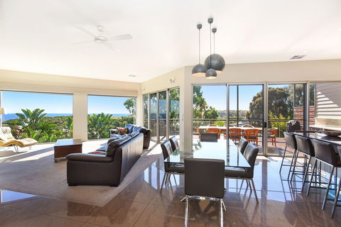 Lavina Luxury Beach House - Accommodation Europe 7