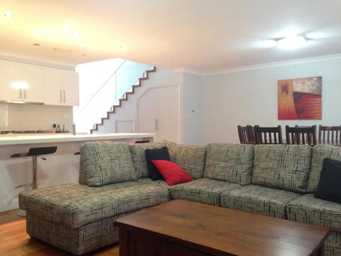 Griffith Prestige Apartments - Events Australia 2