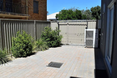 Griffith Prestige Apartments - Events Australia 5