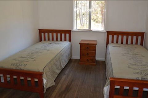 Four Bull Hut - Accommodation Europe 2