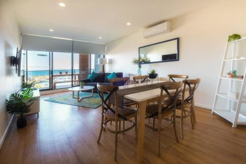 Waterfront Apartments Marinaquays Apt 221 & Apt 234 - Events Australia 0